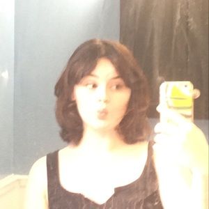 Meet your Posher, Emma